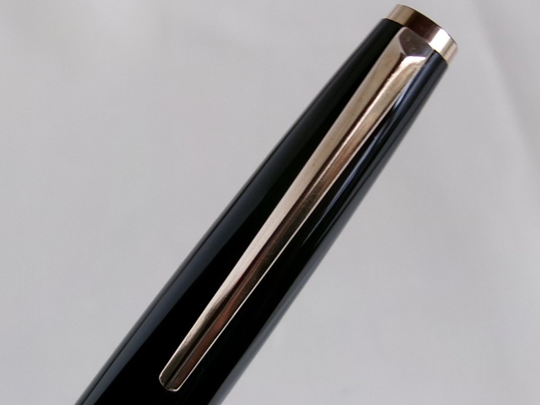 Montblanc 420 Fountain Pen Black GT 14K F Nib | eBay