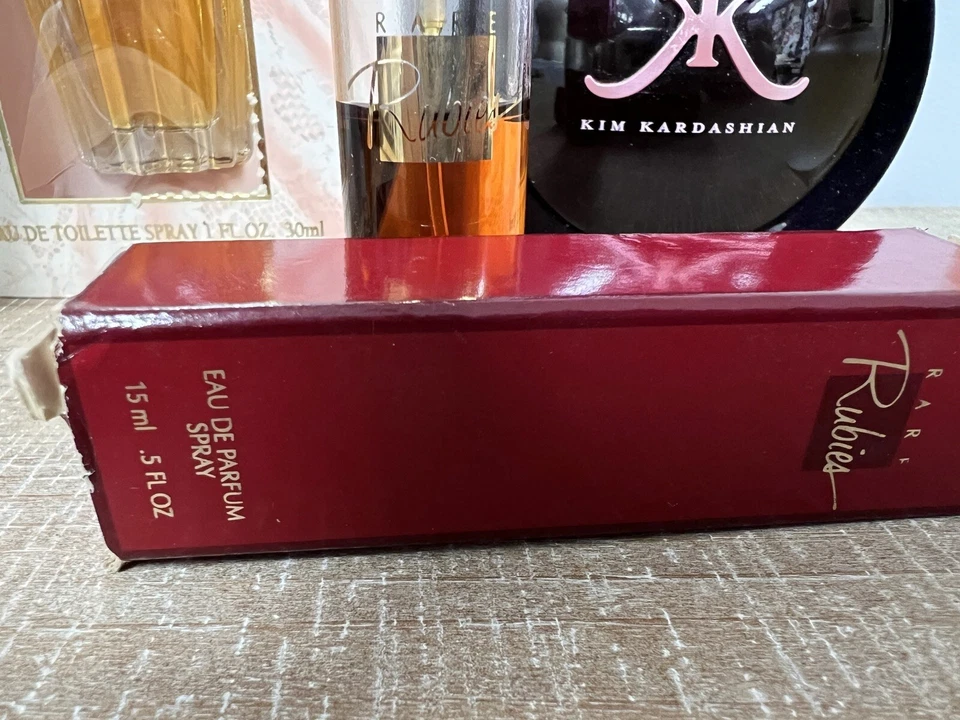 Perfumes De Colección Oscar De La Renta, rubíes raros, Kardashian, Chantilly Heaven Enviado+ Foto 2 de 4