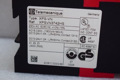 TELEMECANIQUE XPSVN3742HS SAFETY RELAY XPS-VN 230 VAC - Picture 6 of 8