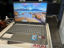 HP 14-dq0053nr 14" (128GB SSD, Intel Pentium Silver N5030) and Charge Adapter