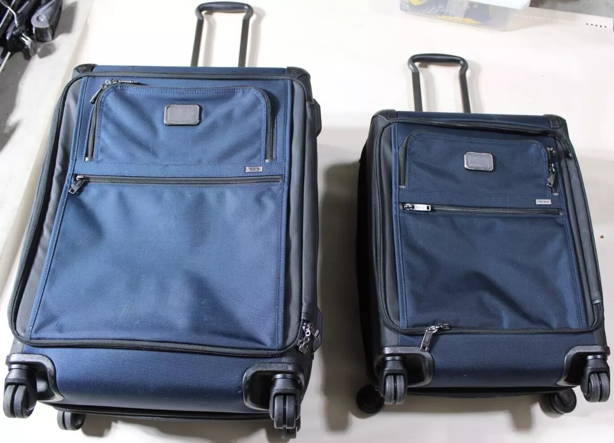 Tumi alpha 2 continental carry on hotsell