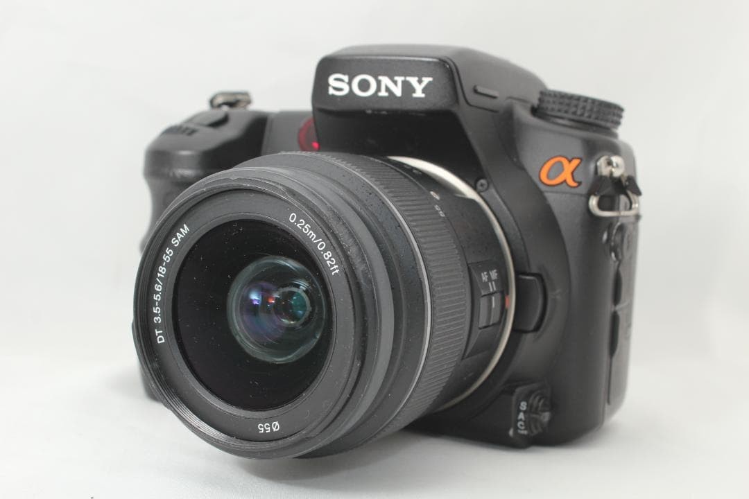 Sony Alpha 700 DSLR A700 Camera with DT 18-70mm Lens Set Excellent