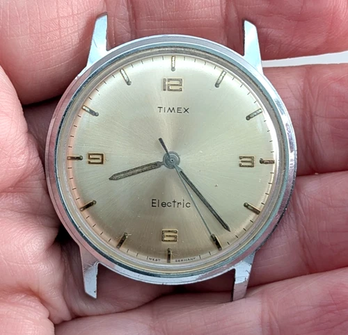 Vintage TIMEX Electric Silver Tone Men's 35mm Electromechanical Watch TICKS Read