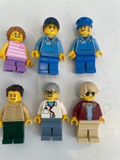 LEGO Creator Expert: Corner Garage (10264) - minifigures only