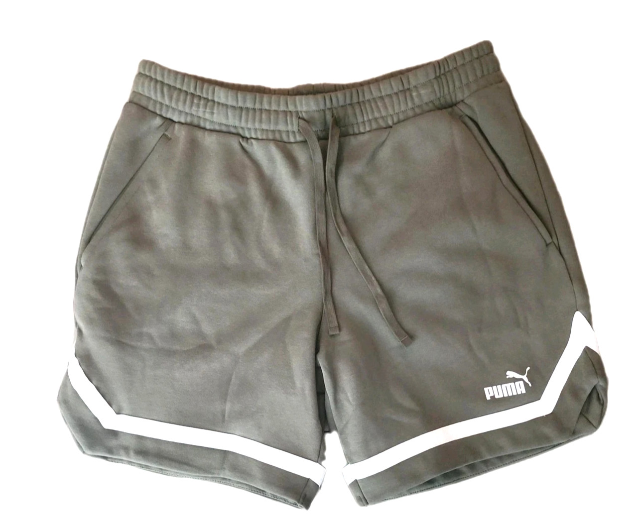 PUMA  Men's Ess. Elevated Fleece Shorts 8" in Loden Green  Size S  NWT   $40.00