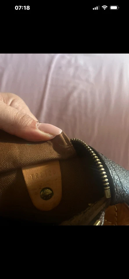 Louis Vuitton Speedy 30, foto 2 di 5