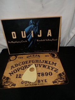 VINTAGE 1960's Parker Brothers William Fuld Ouija Board wt Oracle & original box