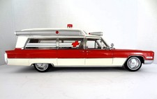 Precision Miniatures   1966 CADILLAC S&S HIGH TOP AMBULANCE 1:18 Scale Diecast