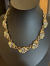 Trifari necklace/choker. Excellent condition. All stones intact. 