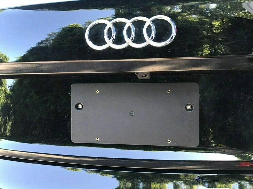 Soporte de montaje para placa de matrícula trasera para AUDI Q5 SQ5 2009-2024 + tornillos Foto 3 de 4