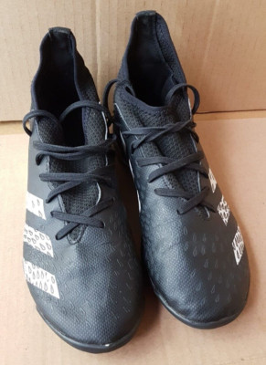 Adidas Predator Freak Herren Rasenschuhe Gr. UK 4, EUR 36 1/2 ( U42