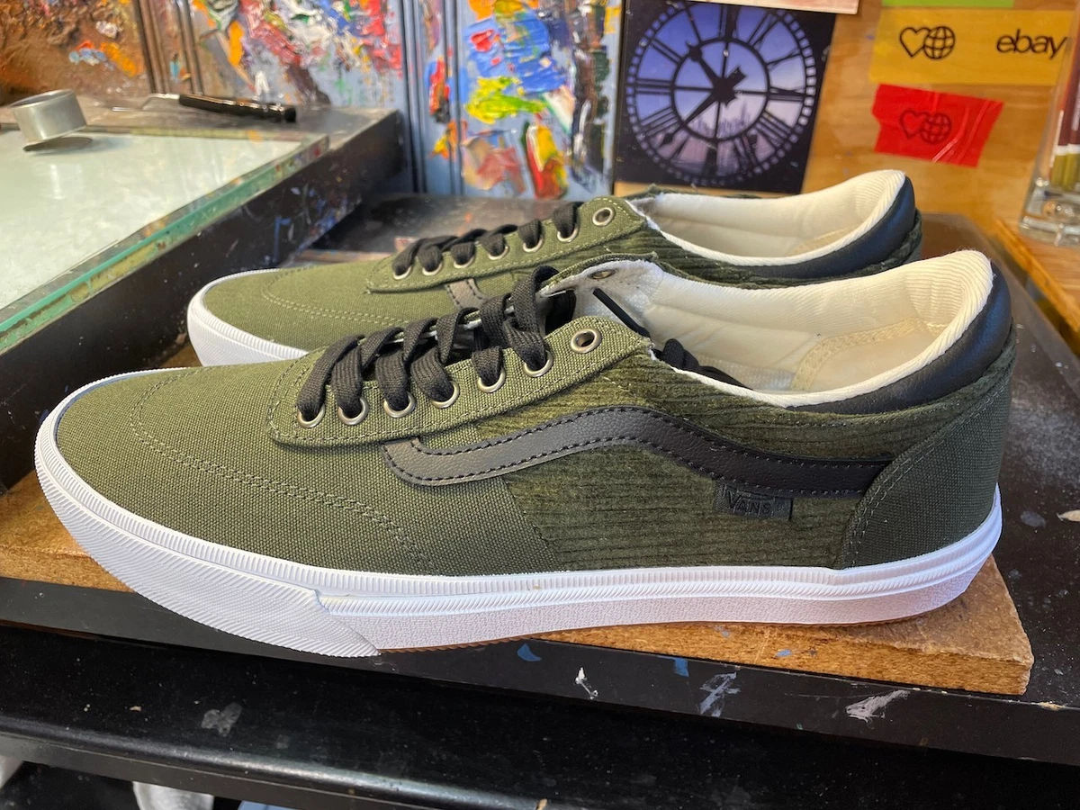 VANS Gilbert Crockett Sneakers for Men for Sale  display picture 2