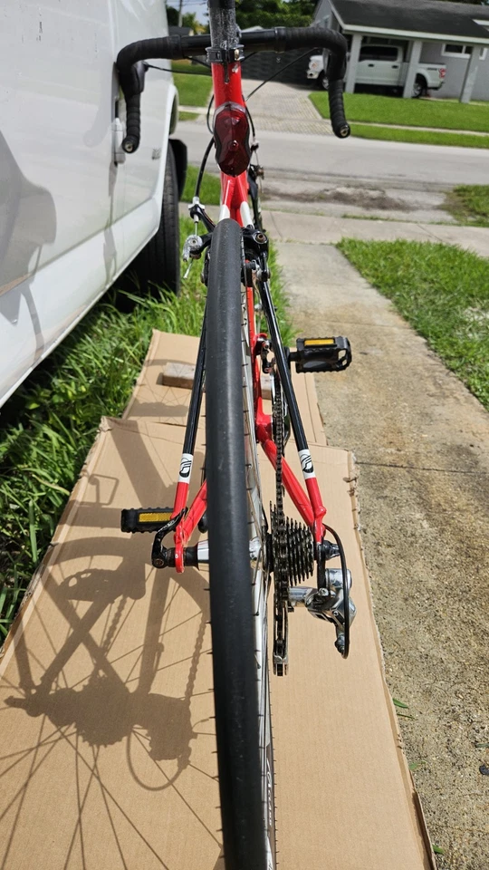 Fibra de carbono Felt S 32, bicicleta roja, muy buen estado Foto 4 de 4