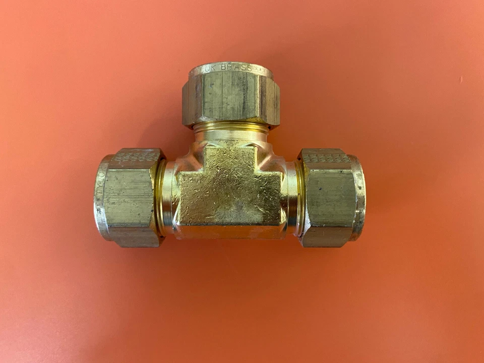 Tylok B-12-STTT-12 Single Ferrule Union TEE 3/4” Tube Brass Qty 10  - Image 2 of 4