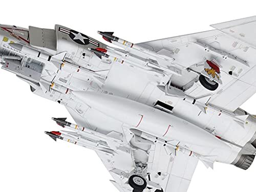 Tamiya 1/48 McDonnell Douglas F-4B Phantom II Aircraft Model Kit - Picture 12 of 12