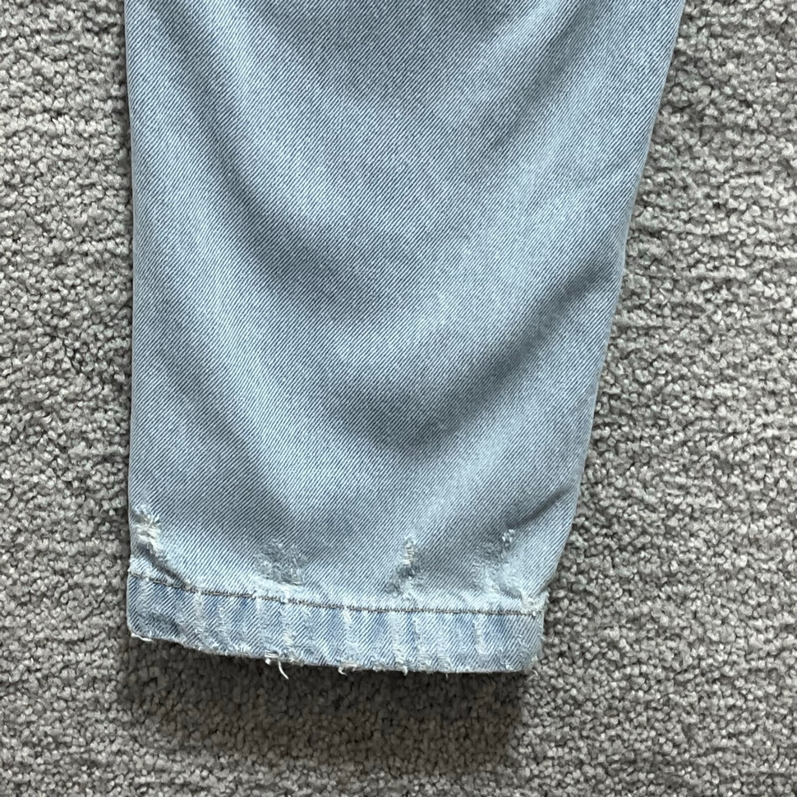 Divided H&M Jeans Women's 8 Blue Demin Mid Rise Patch Straight Leg 5-Pocket thumbnail 14