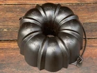 Griswold “Frank Hay” Cast Iron Bundt Pan