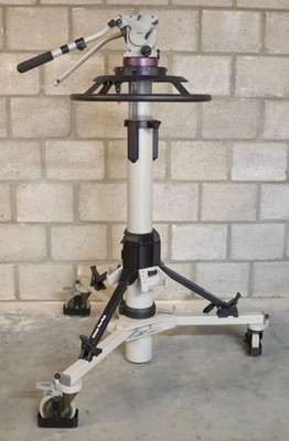 Vinten Pro-Ped(gray) with Vinten Vision 20 Fluid Head