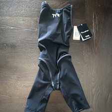 TYR Thresher Tech Suit , Black Kneeskin, Women s size 22