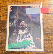 Fleer 1994-95 Glenn Robinson Rookie Base Set #320 Milwaukee Bucks Card. rookie card picture