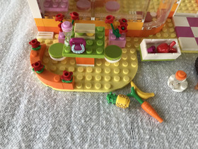 LEGO FRIENDS: Heartlake Juice Bar (41035) Complete, no instructions
