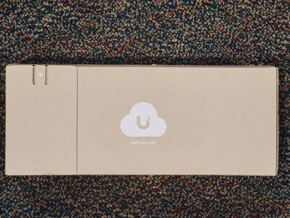Ubiquiti UniFi Switch Ultra 8-Port Compact PoE Switch (USW-Ultra) (42W) - NEW - Image 3 of 4