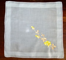 VINTAGE HANKY 1950s FLORAL EMBROIDERY SATIN STITCH ON DAMASK GEOMETRIC COTTON
