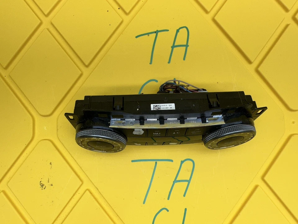 Mercedes Benz C250 2011 panel de control climático unidad de temperatura aire acondicionado calefacción Foto 3 de 4