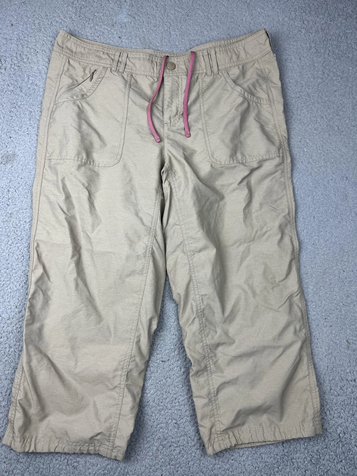 The North Face Pants Womens 14 Beige Capri Nylon Hiking Drawstring S16 NF00CE4F
Opens in a new windo
