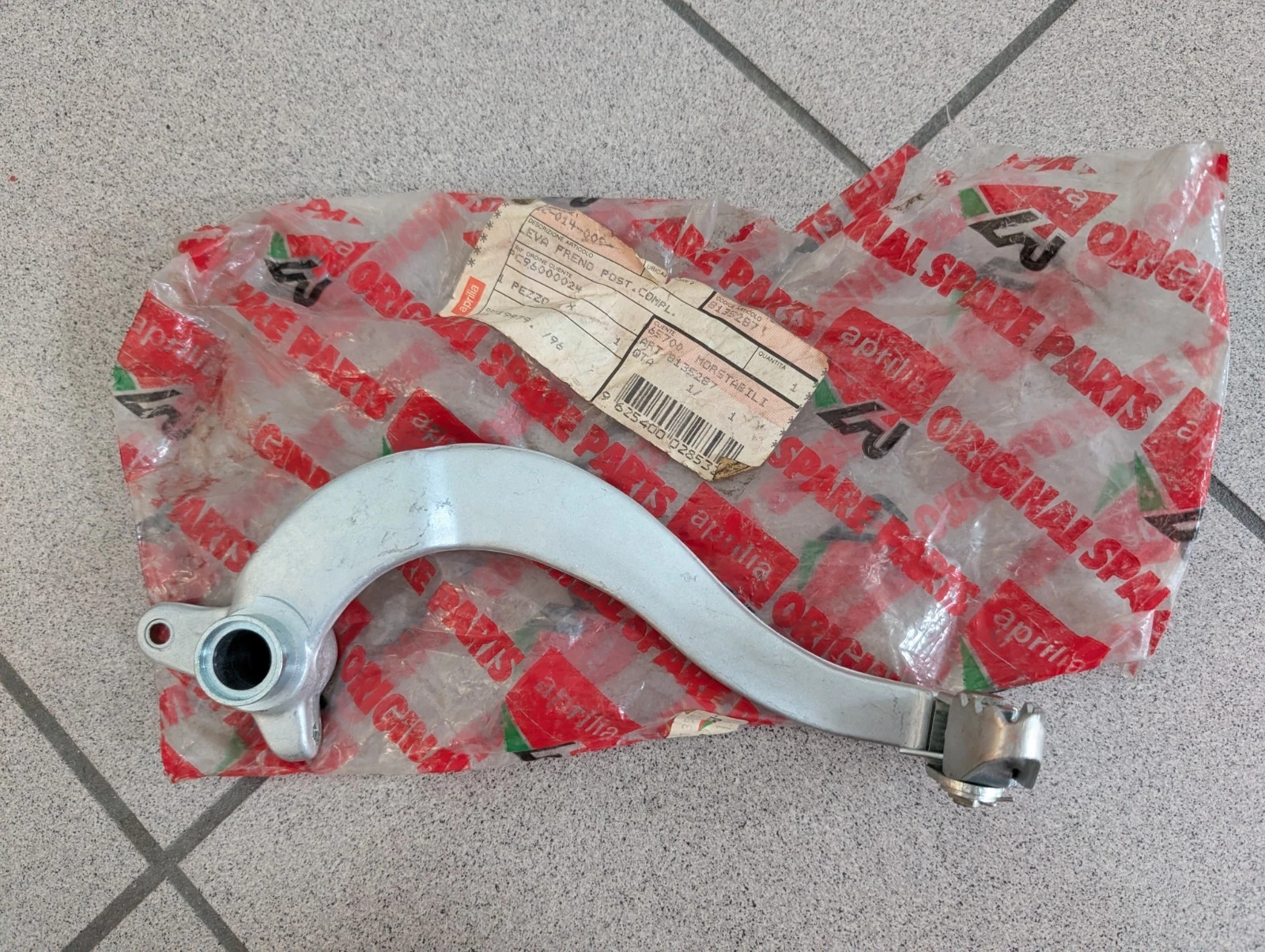 DESCRIZIONE DELL'IMMAGINE