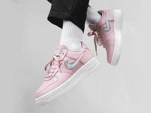 NIKE AIR FORCE 1 '07 SE PRM GRÖßE UK 9,5 EUR 44,5 (AH6827 500) PLUM CHALK - Bild 2 von 5