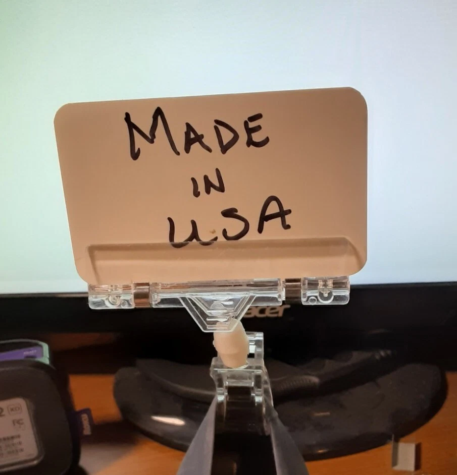 16 Pack Plastic Merchandise Sign Rotatable Pop Clip Stand Display Clip Holder - Image 3 of 4