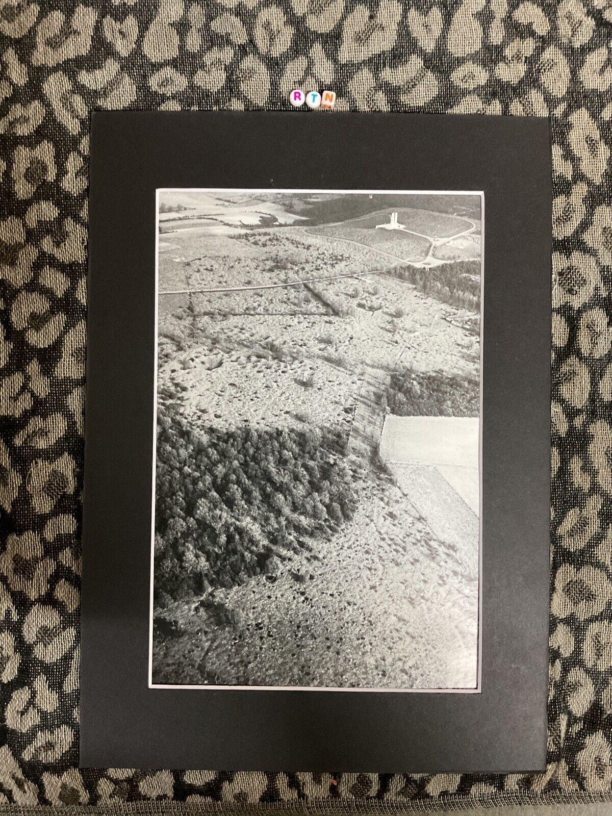 Picture 1 of 3