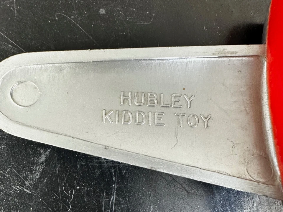 Avión de juguete de plástico para niños Martin B-26 Marauder Hubley 1946 coleccionable de colección Foto 3 de 4