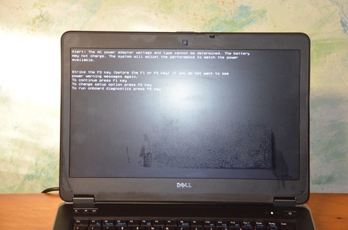 Dell Latitude E6440 14" (35,6cm) i5-4300M 4GB ohne HDD/Netzteil