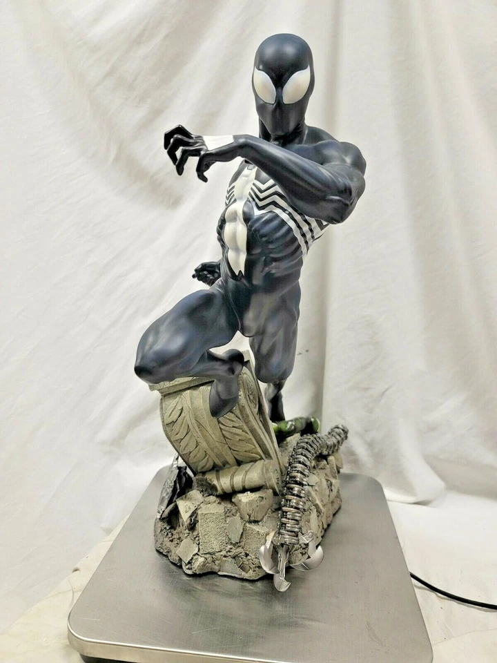 SIDESHOW SPIDER-MAN BACK IN BLACK AP Muestra COMIQUETA Estatua Maqueta Simbionte Foto 3 de 4