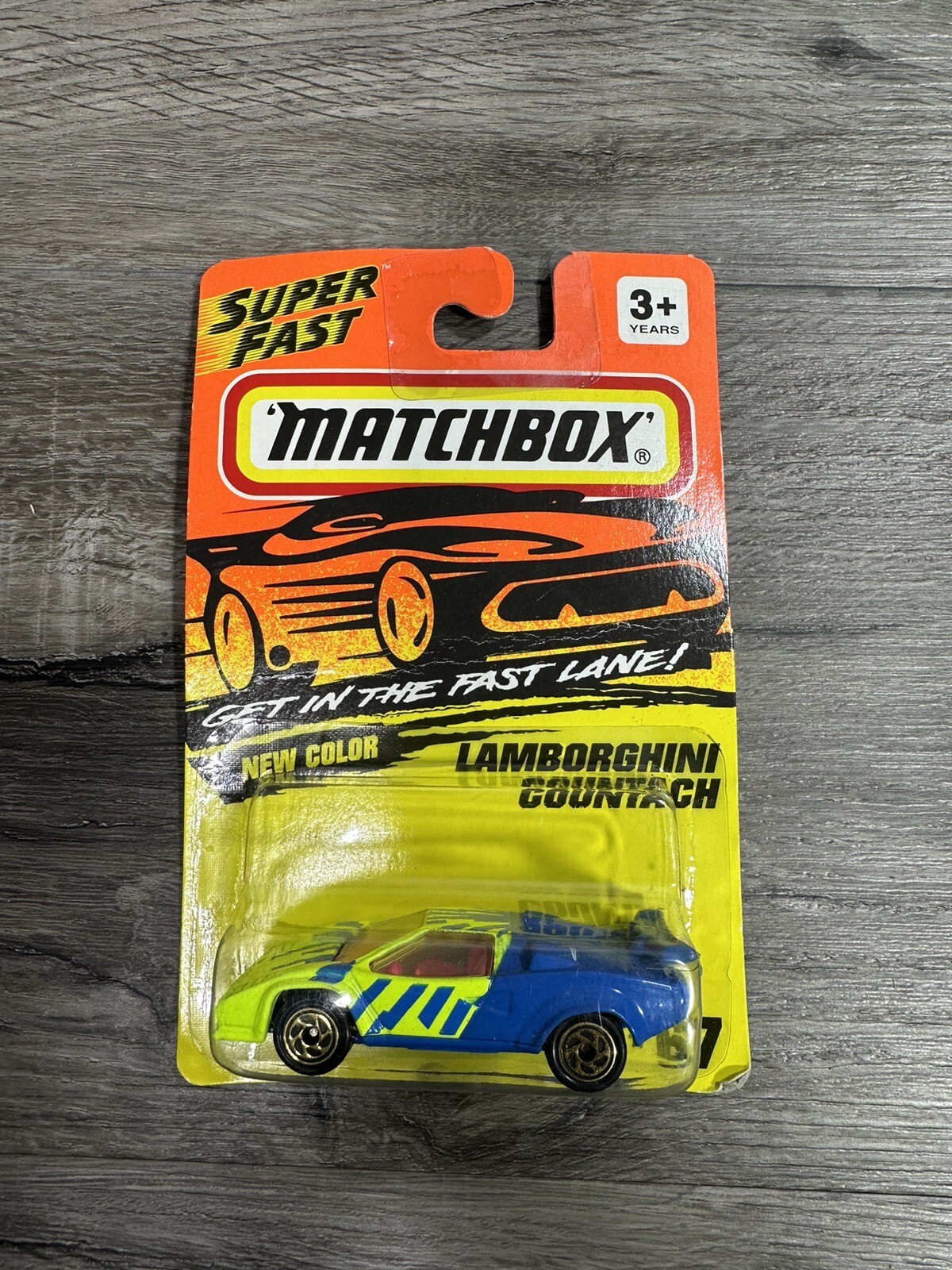 Matchbox Superfast 67-F Lamborghini Countach On Card Blue/Yellow DTE Rare Lesney