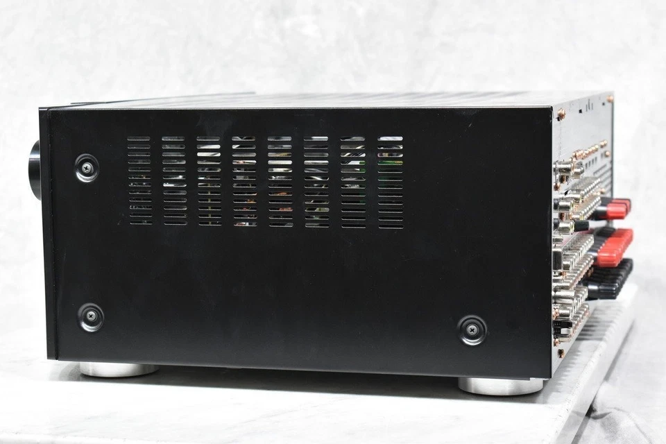 Marantz AV7005 Surround Sound AV Preamplifier, Tuner and DSP 7.1  Dolby DTS F/S - Image 3 of 4