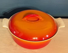 Vtg Descoware Cast Iron Enamel Dutch Oven & Lid FE Belgium 17-D 22C Flame Orange