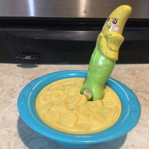 Baby Alive Banana ALL GONE Doll Replacement Banana Dish & Spoon & Hasbro - Picture 4 of 8