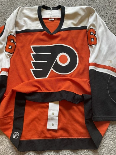 2001 Game Worn Chris Therien Philadelphia Flyers Koho NHL Jersey Used Orange 58
