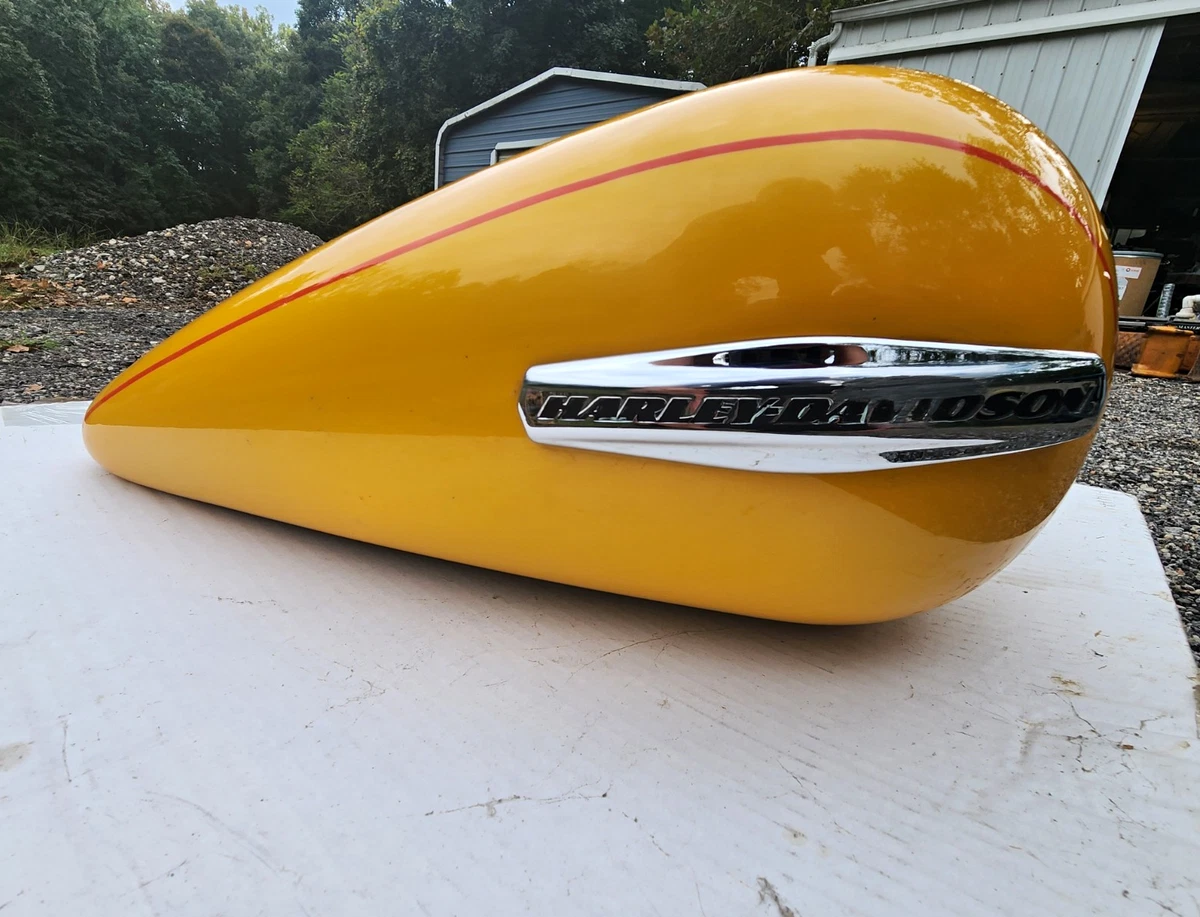 25+ Harley-Davidson OEM Paint Motorcycle & Scooter Fuel Tanks for