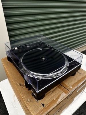 Audio-Technica AT-LP140XP Turntable - Black