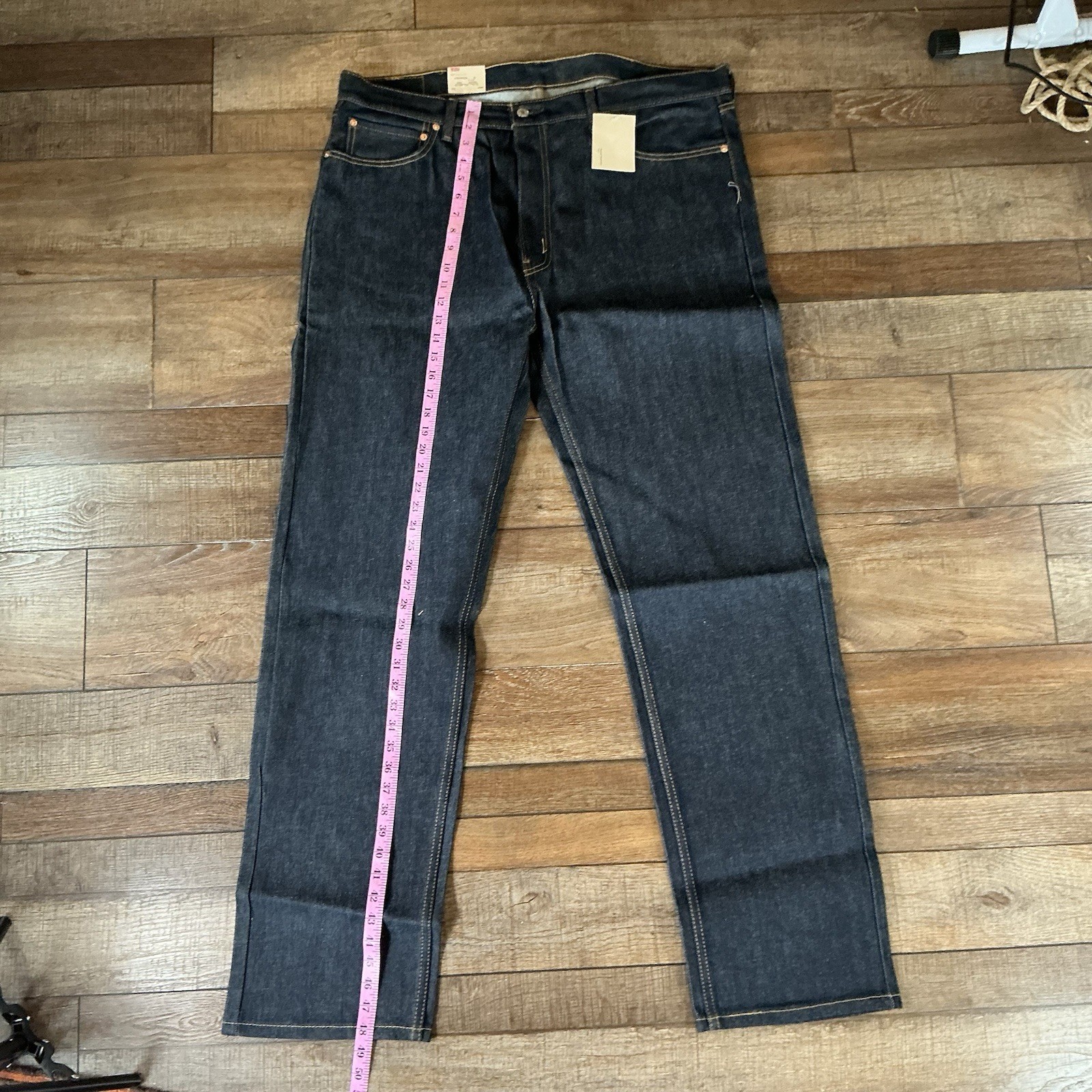 Men's Size 42x34 Dark Wash Straight Leg #25a3