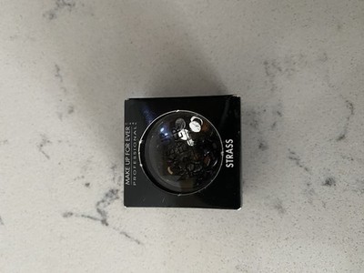 Make Up For Ever Strass #17  NIB