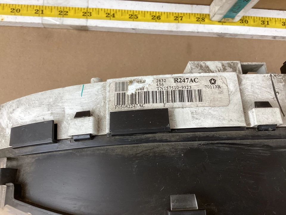 Chrysler Town & Country 2003 velocímetro grupo 257-04201 fabricante de equipos originales Foto 4 de 4