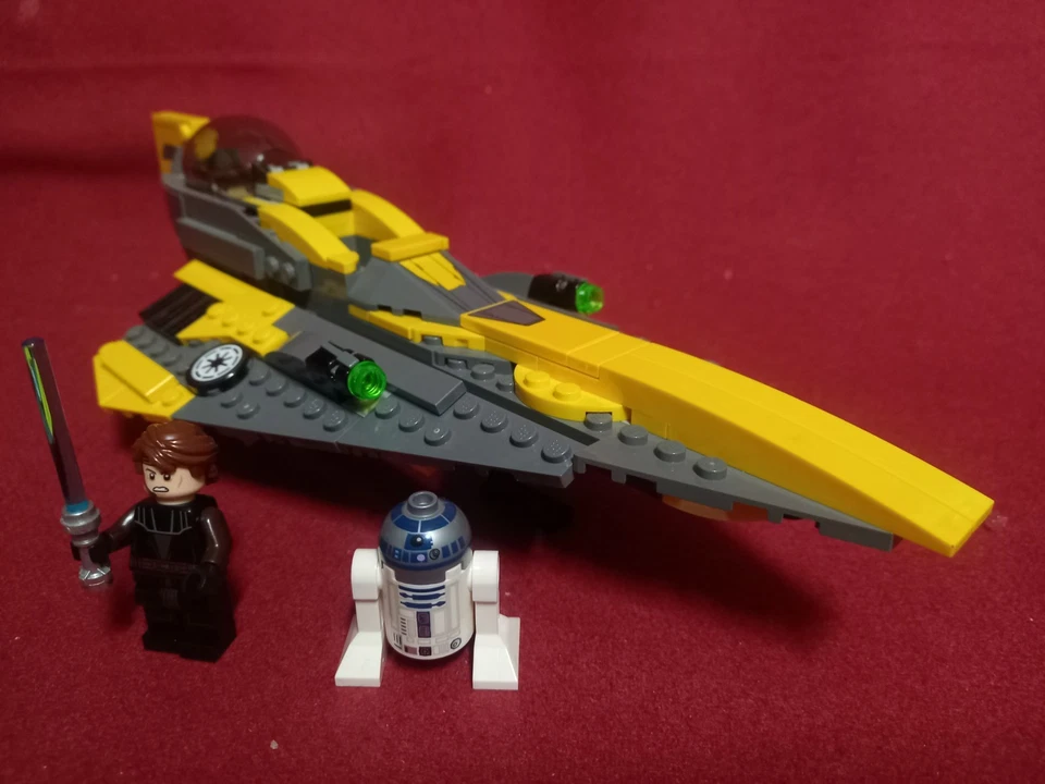 LEGO Star Wars 75214 Anakin's Jedi Starfighter, foto 1 di 4