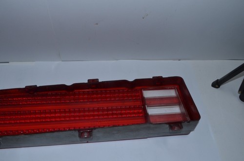 1974-1978 OEM PONTIAC FIREBIRD TRANS AM LUZ TRASERA DERECHA LENTE Y CARCASA 5949830 - Imagen 11 de 13