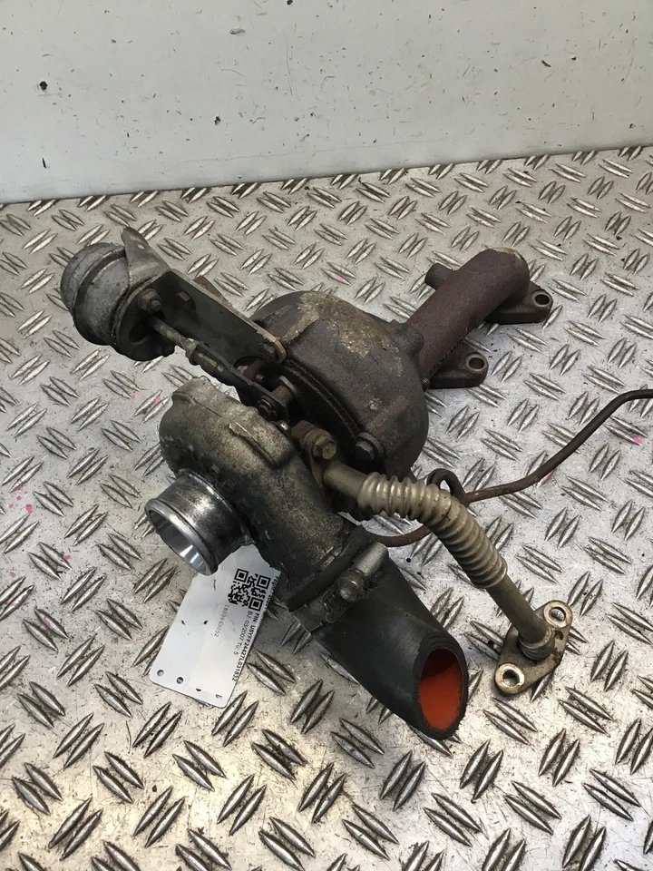 Turbolader Kia Ceed Schrägheck (ED) 1.6 CRDI 115 85kW 116PS  R74D - Bild 2 von 3