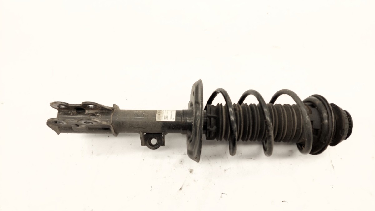TOYOTA YARIS CROSS MXP Front Right Shock Absorber 48510-0DG20 1.5
